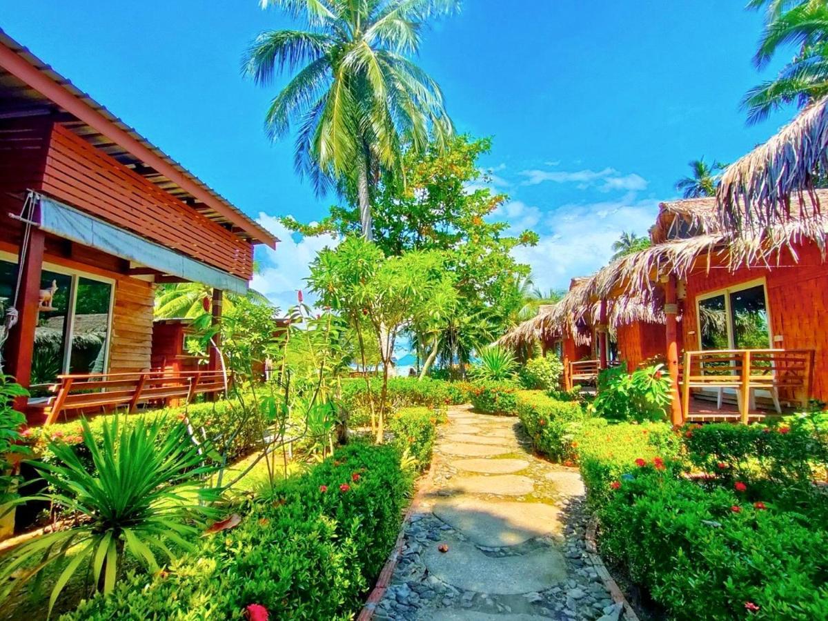 Mook Montra Resort Sea Front Ko Mook Εξωτερικό φωτογραφία